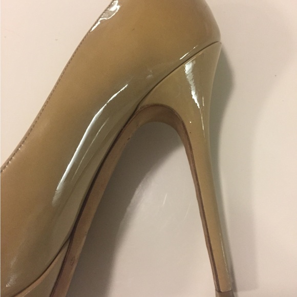 Jimmy Choo patent leather stiletto - Picture 6 of 16